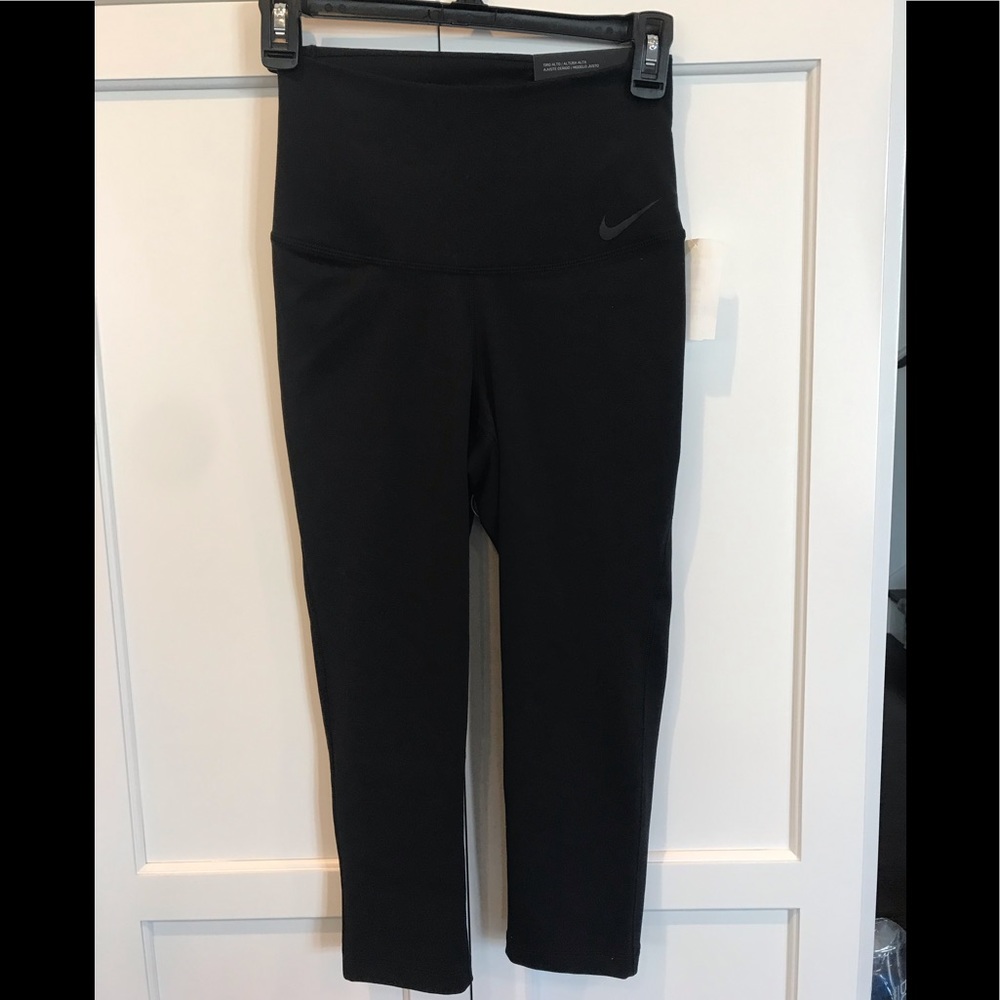 Nike Nwt Power Legendary High-Rise Training Capris